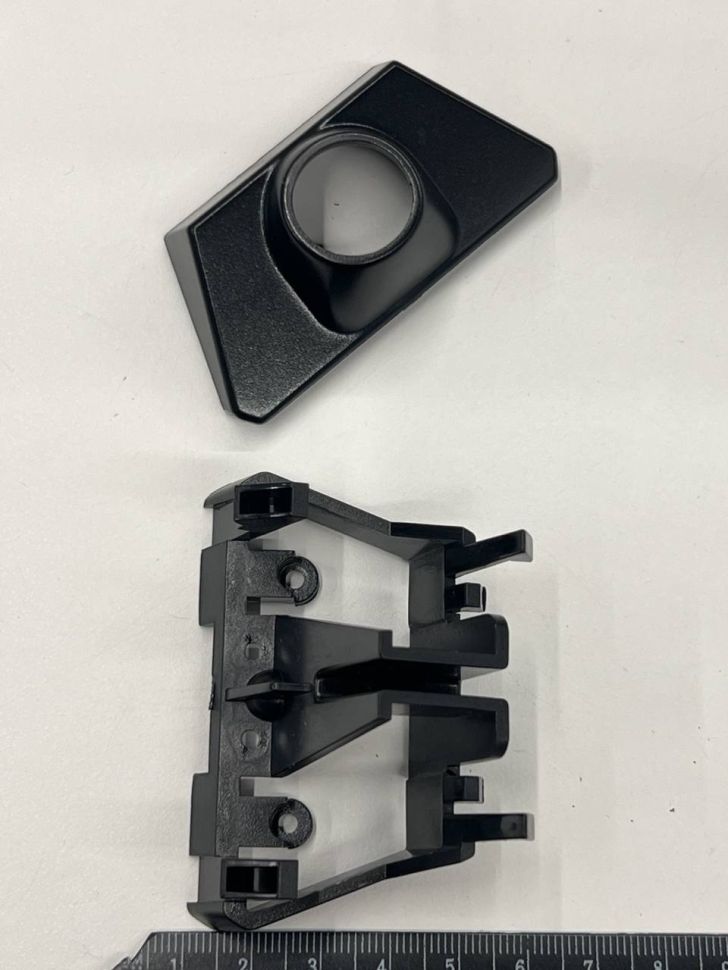 Адаптер под переднию камеру в логотип Toyota Land Cruiser 2012-2015