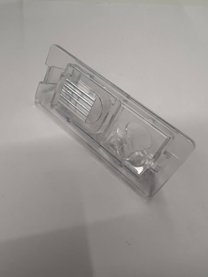 Адаптер под заднюю камеру в подсветку номера Renault Fluence, Latitude